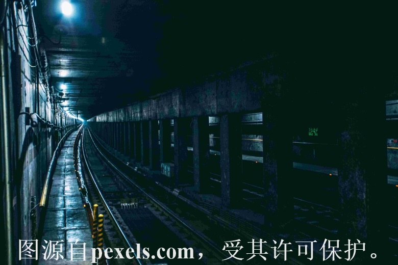 注册域名要自己付费吗