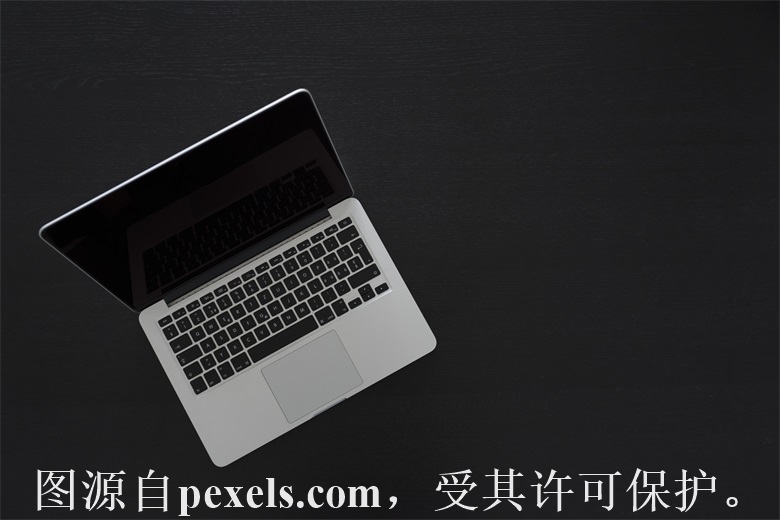 注册的域名过期扣费